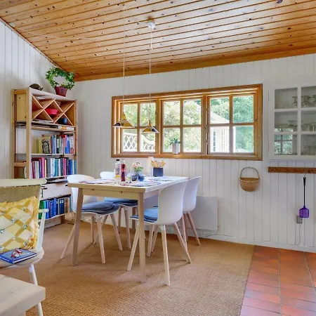 Holiday home Mirla - 300m From The Sea By Interhome Laeso